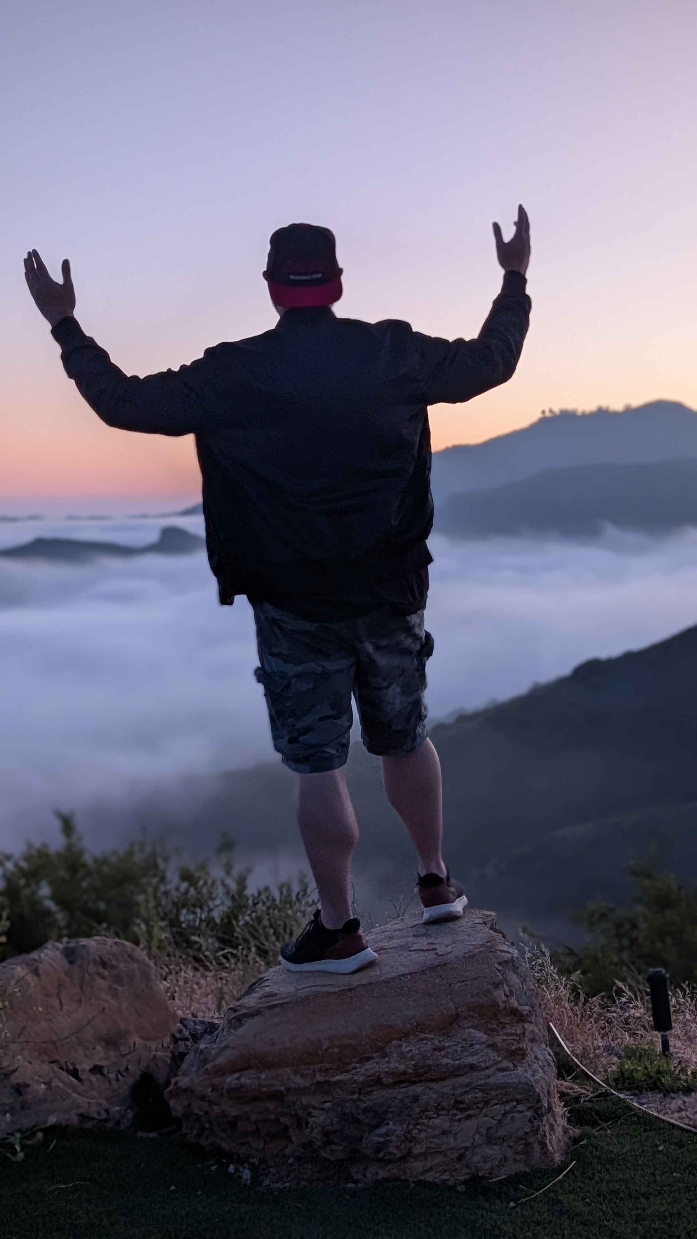 Jeff J Hunter overlooking Malibu hills and fog during the AIpreneurs Mastermind trip